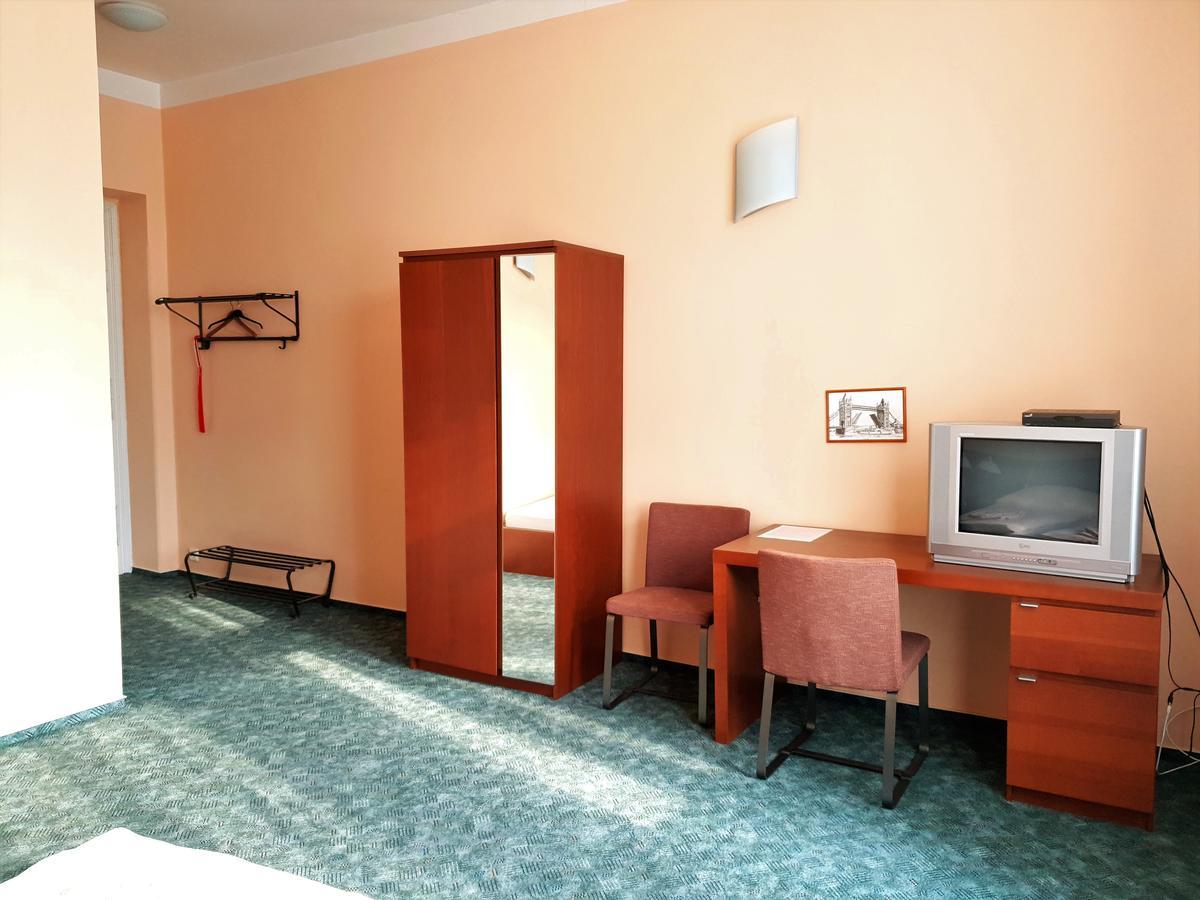 Hotel Slavie Česká Kamenice Kültér fotó